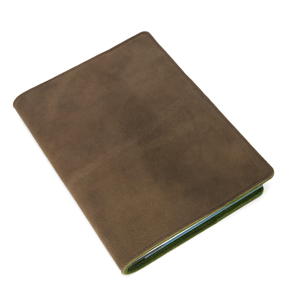 "Opera" B5 Bucheinband aus Hirschleder mit Paperbook von GMUND Papier