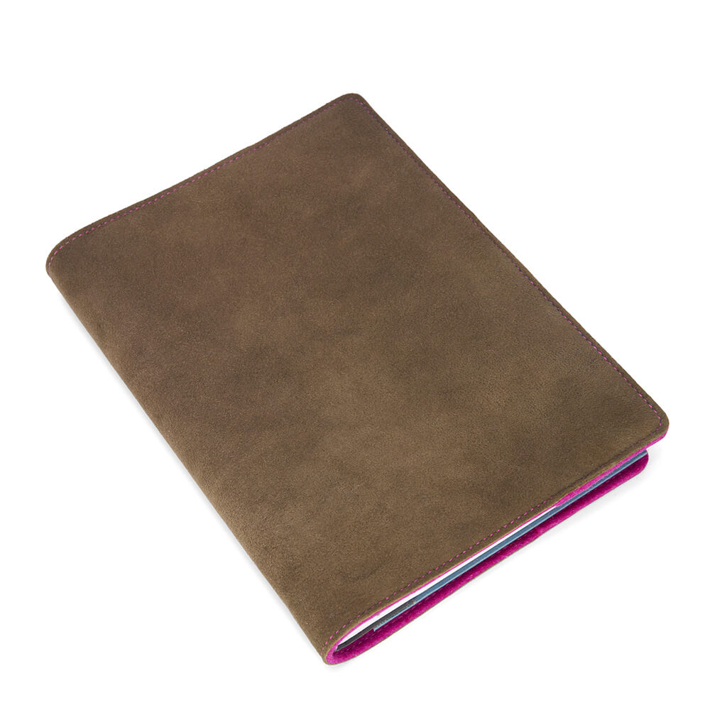 "Opera" B5 Bucheinband aus Hirschleder mit Paperbook von GMUND Papier