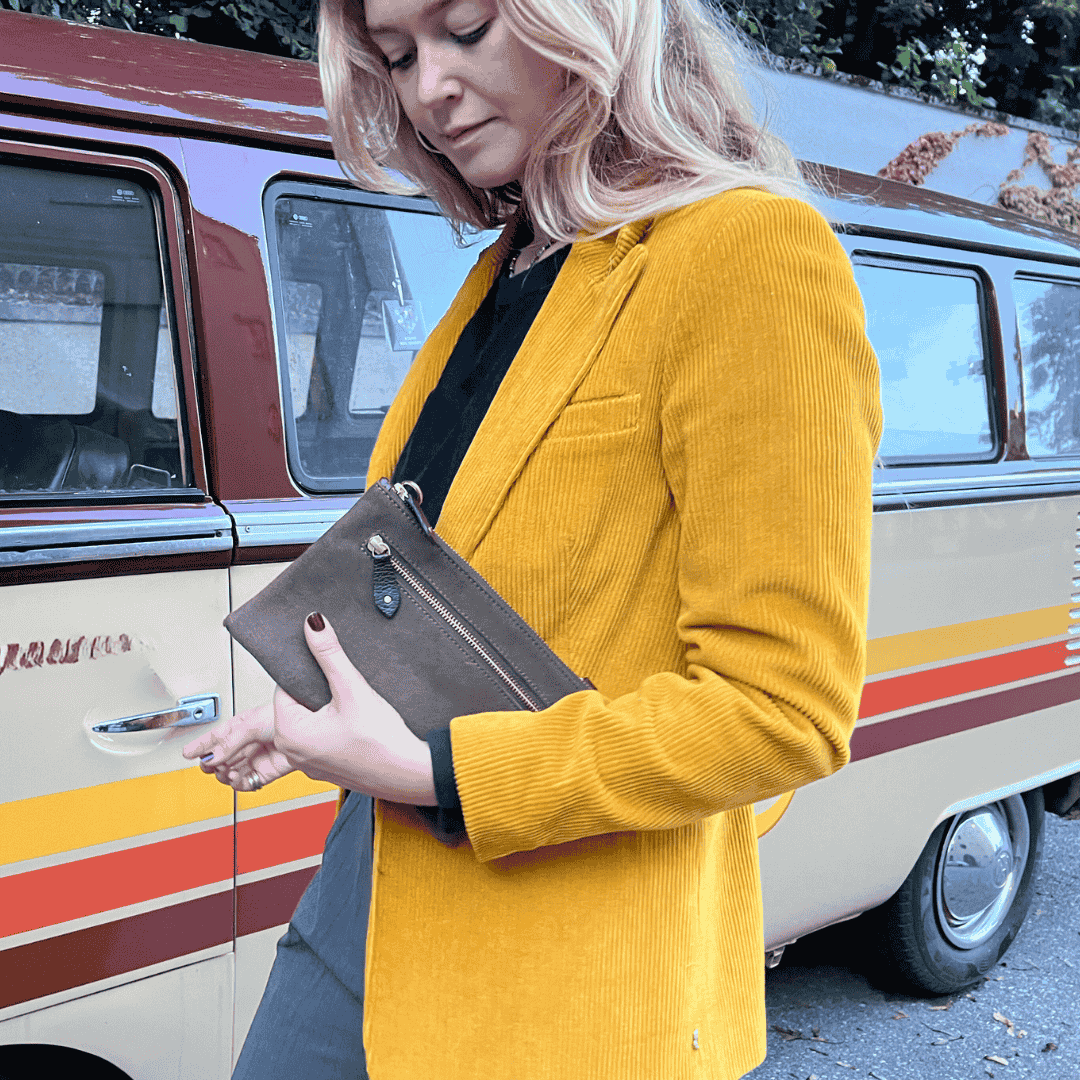"Bobigny" Mini Hirschleder Clutch