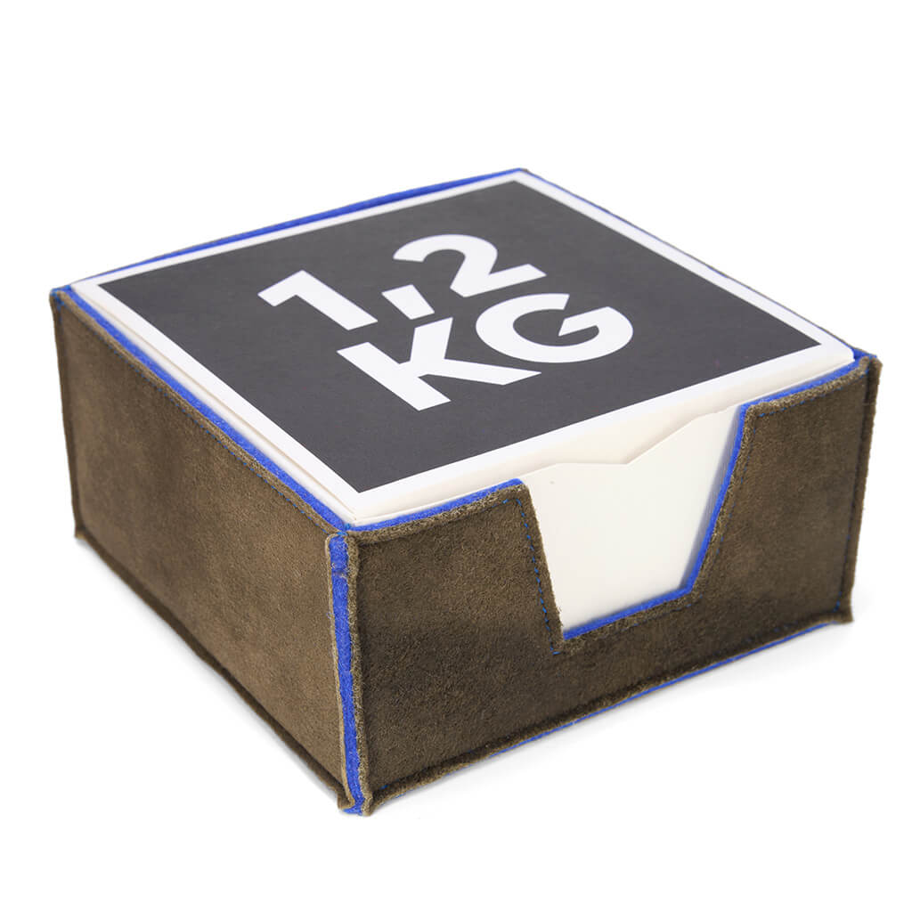 "Leo XL" Zettelcube mit GMUND Papierblock - Grösse XL